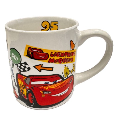 Disney Cars Stickers 235 ml porcelanasta skodelica v darilni škatli Disney Cars Stickers 235 ml porcelanasta skodelica v darilni škatli