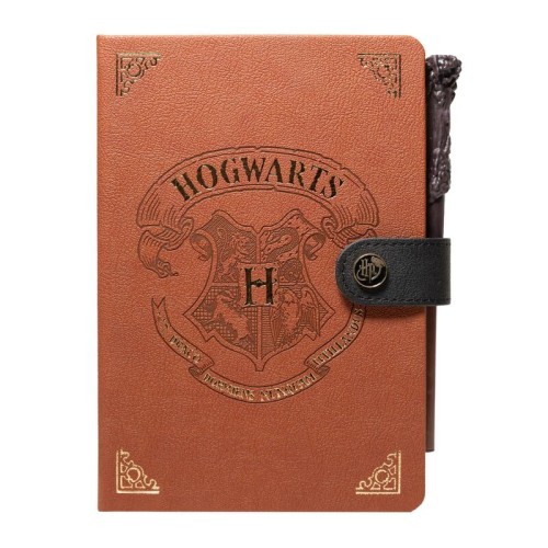 Zvezek Harry Potter Hogwart A5 premium + pisalo s palico Zvezek Harry Potter Hogwart A5 premium + pisalo s palico