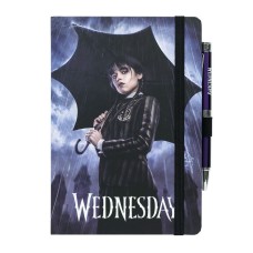 Zvezek Wednesday Addams A5 premium + projekcijsko pisalo Zvezek Wednesday Addams A5 premium + projekcijsko pisalo